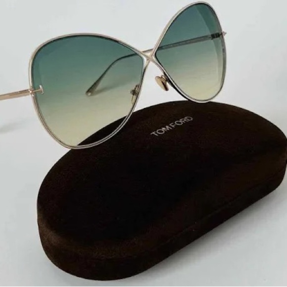 TOM FORD Nickie Sunglasses - Picture 2 of 9